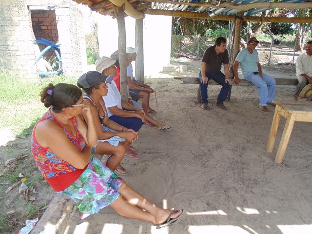 Prefeito Gustavo Medeiros oferece apoio e estrutura aos horticultores do Projeto Raiz - Imagem 1