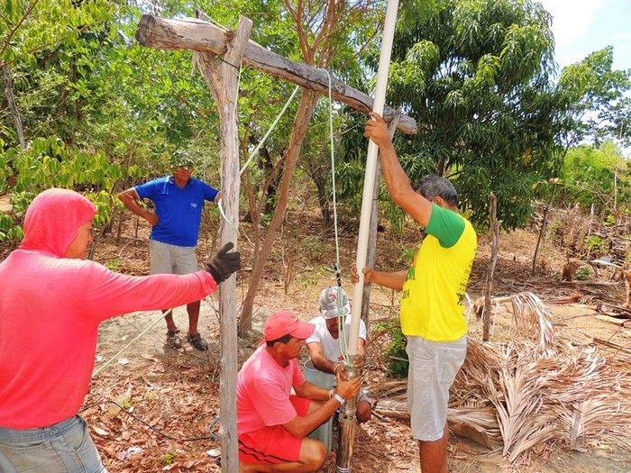 Prefeitura equipa poço na comunidade Pé de Manga - Imagem 6