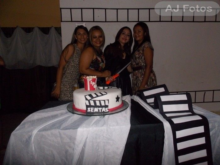 Confraternização da Secretaria de Assistência Social. Tema Filme. - Imagem 137