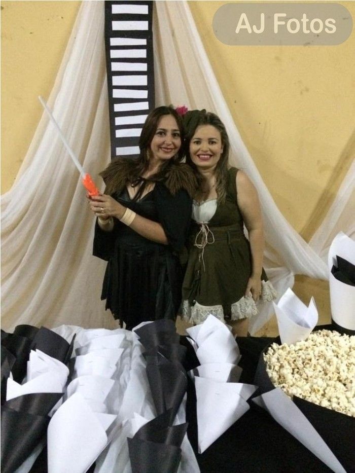 Confraternização da Secretaria de Assistência Social. Tema Filme. - Imagem 2