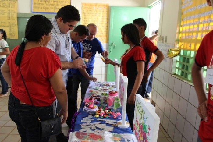 Feira do conhecimento reúne milhares de estudantes em escola na zona rural de São João do Arraial - Imagem 11