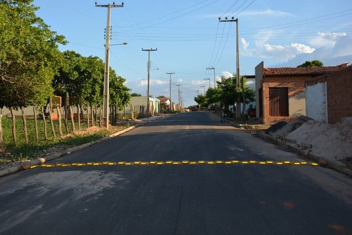 Prefeitura de Uruçuí continua os trabalhos de revitalizar sinalização do transito do município - Imagem 7
