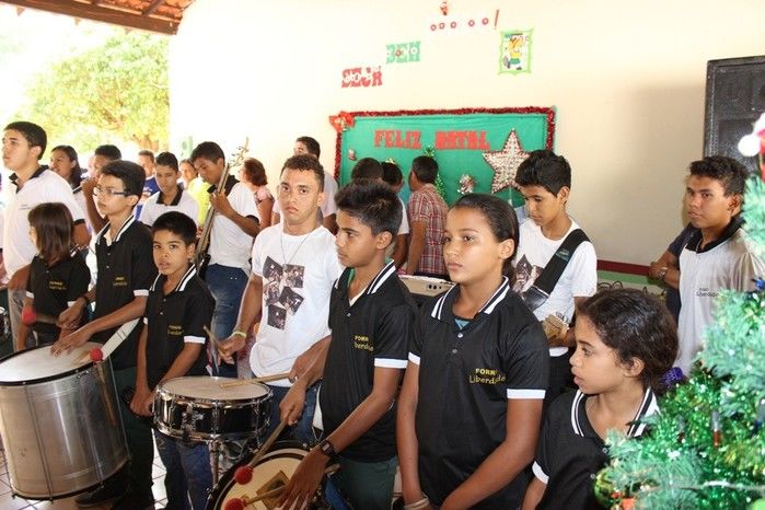 Feira do conhecimento reúne milhares de estudantes em escola na zona rural de São João do Arraial - Imagem 3