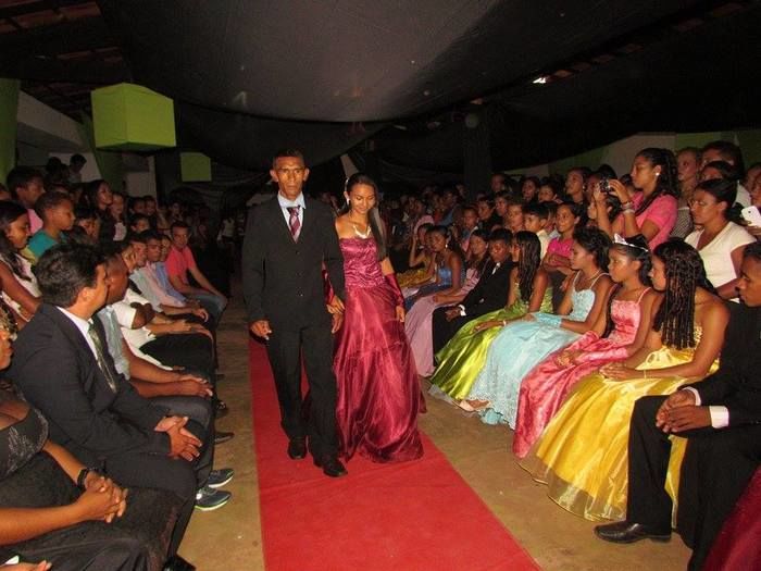 Alunos de escolas municipais colam grau no interior do município - Imagem 21