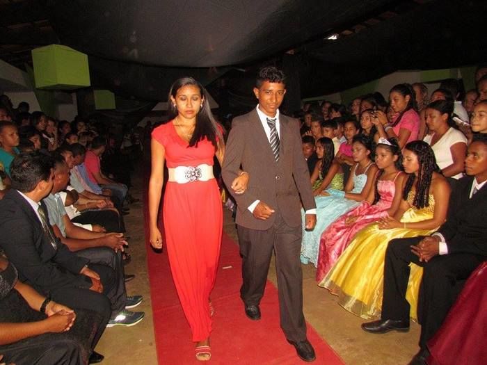 Alunos de escolas municipais colam grau no interior do município - Imagem 16