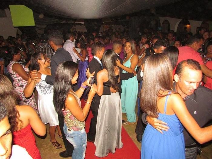 Alunos de escolas municipais colam grau no interior do município - Imagem 4