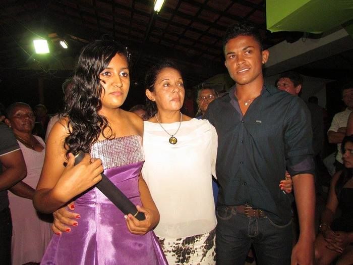 Alunos de escolas municipais colam grau no interior do município - Imagem 22