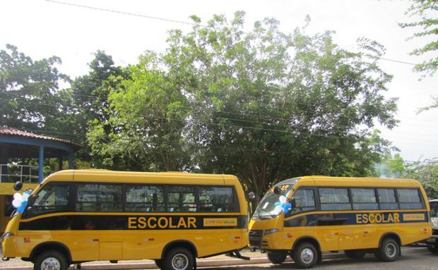 Alegria e descontração no primeiro da festa de emancipação de N. S. dos Remédios - Imagem 9