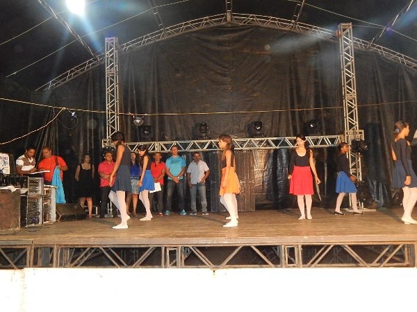 Apresentações Culturais com a Cia de Dança  - Imagem 5