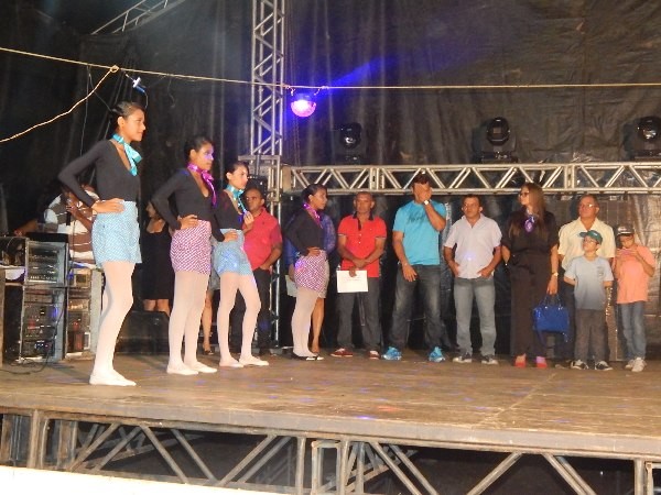 Apresentações Culturais com a Cia de Dança  - Imagem 1