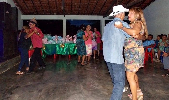 Secretaria de Assistência Social promove confraternização para os Idosos do município  - Imagem 13