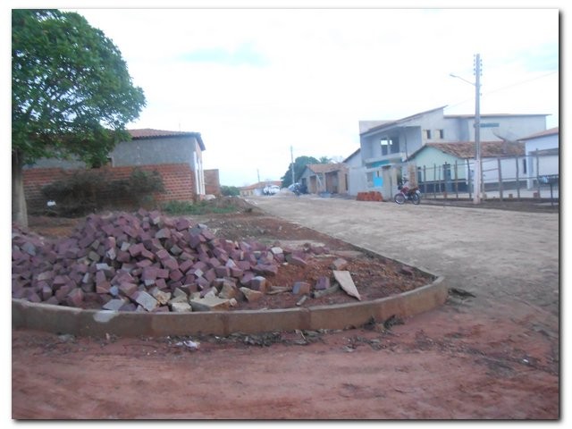 Prefeitura Municipal de Inhuma calça o Bairro Meireles - Imagem 2