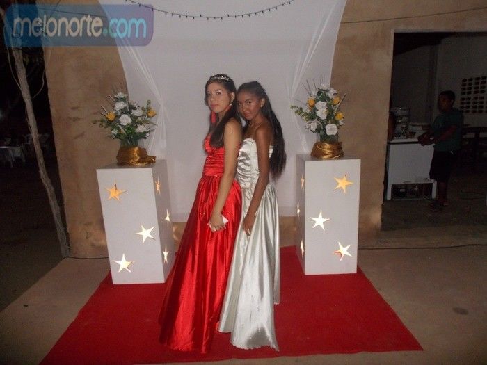 Colação de grau do 9º ano dos alunos da escola Dirceu Mendes Arcoverde - Imagem 1