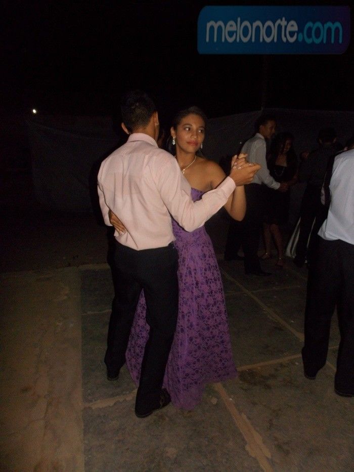 Colação de grau do 9º ano dos alunos da escola Dirceu Mendes Arcoverde - Imagem 84