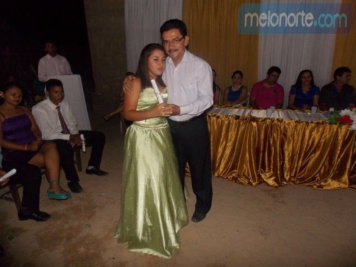 Colação de grau do 9º ano dos alunos da escola Dirceu Mendes Arcoverde - Imagem 76