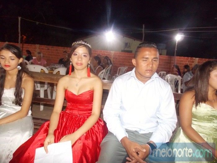 Colação de grau do 9º ano dos alunos da escola Dirceu Mendes Arcoverde - Imagem 57