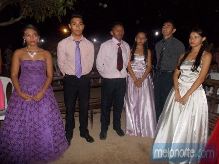 Colação de grau do 9º ano dos alunos da escola Dirceu Mendes Arcoverde - Imagem 39