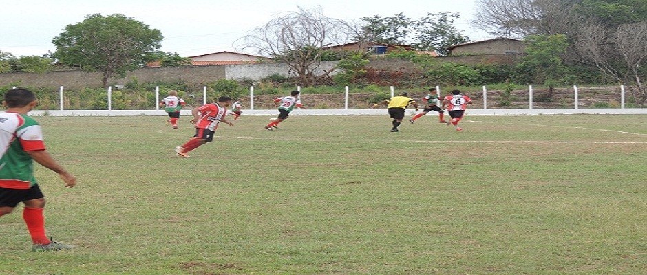 Dallas e Real vencem e classificam-se para as semifinais