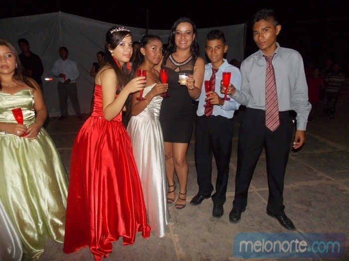 Colação de grau do 9º ano dos alunos da escola Dirceu Mendes Arcoverde - Imagem 108