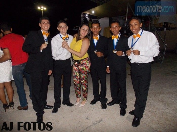 Solenidade de premiação entrega de medalhas U.E Paulo Ferraz - Imagem 81