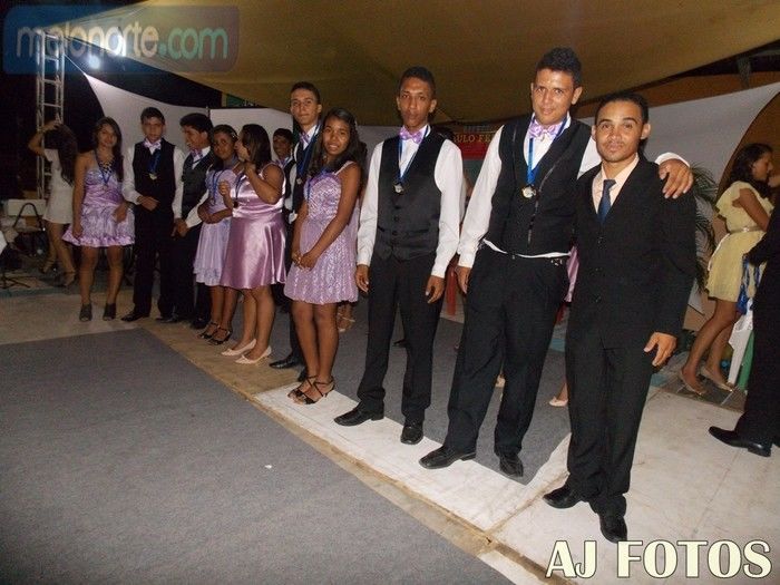 Solenidade de premiação entrega de medalhas U.E Paulo Ferraz - Imagem 91