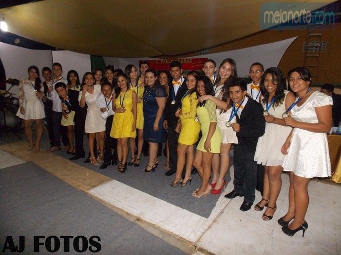 Solenidade de premiação entrega de medalhas U.E Paulo Ferraz - Imagem 78