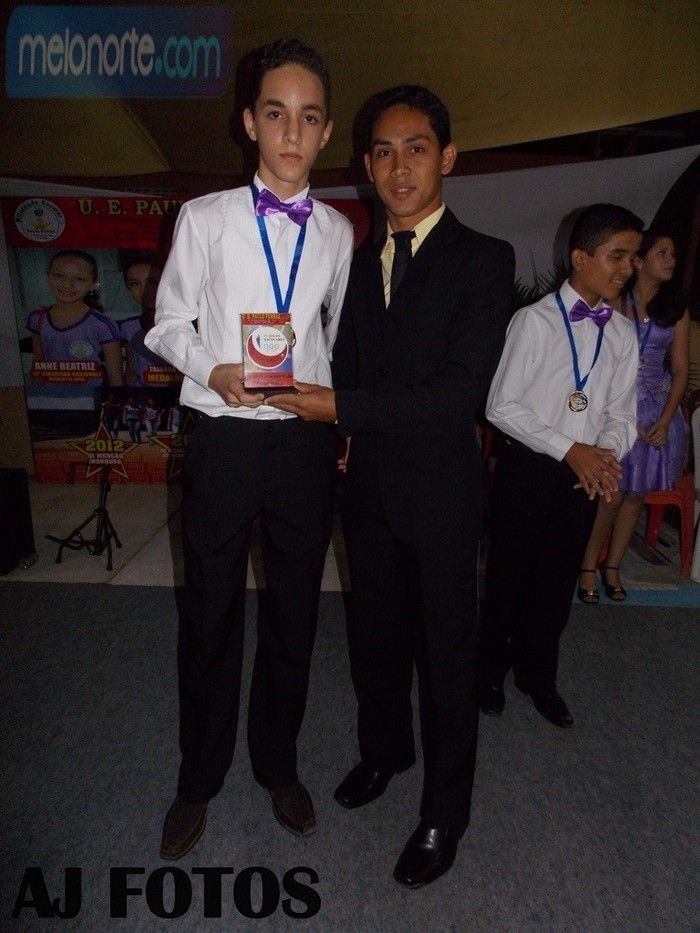 Solenidade de premiação entrega de medalhas U.E Paulo Ferraz - Imagem 35