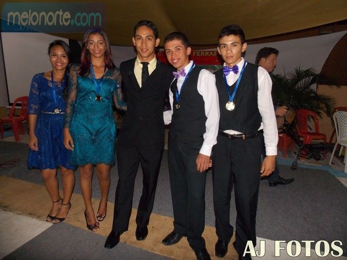 Solenidade de premiação entrega de medalhas U.E Paulo Ferraz - Imagem 92