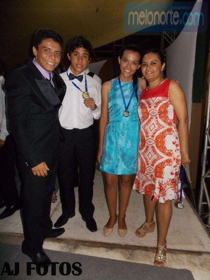 Solenidade de premiação entrega de medalhas U.E Paulo Ferraz - Imagem 84