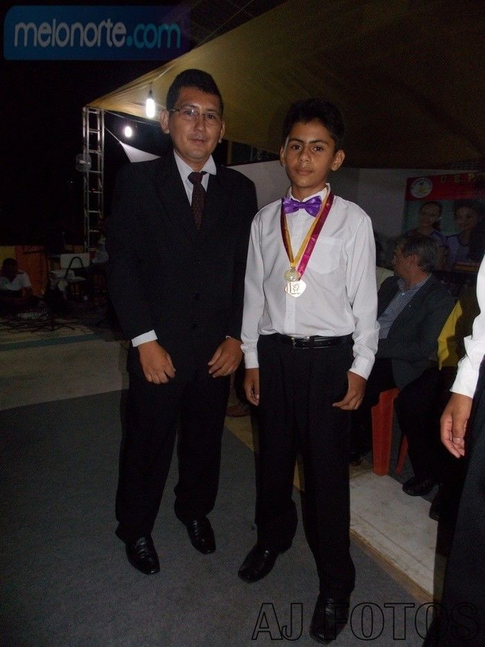 Solenidade de premiação entrega de medalhas U.E Paulo Ferraz - Imagem 6