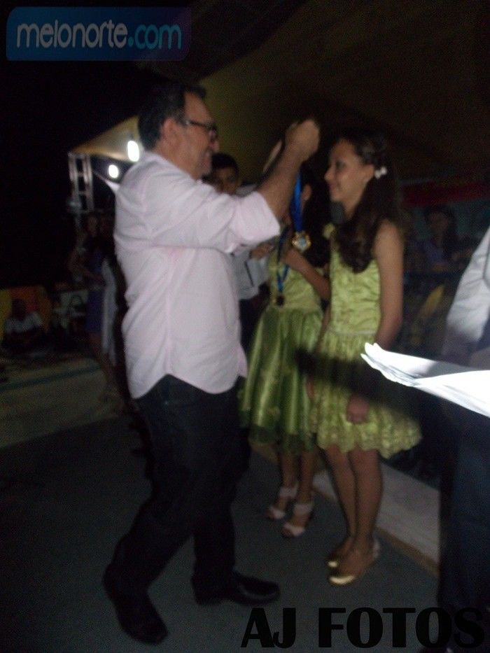 Solenidade de premiação entrega de medalhas U.E Paulo Ferraz - Imagem 49