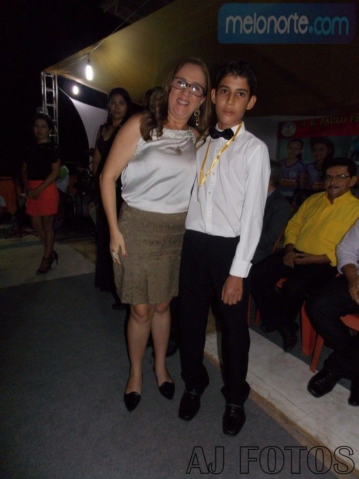 Solenidade de premiação entrega de medalhas U.E Paulo Ferraz - Imagem 10