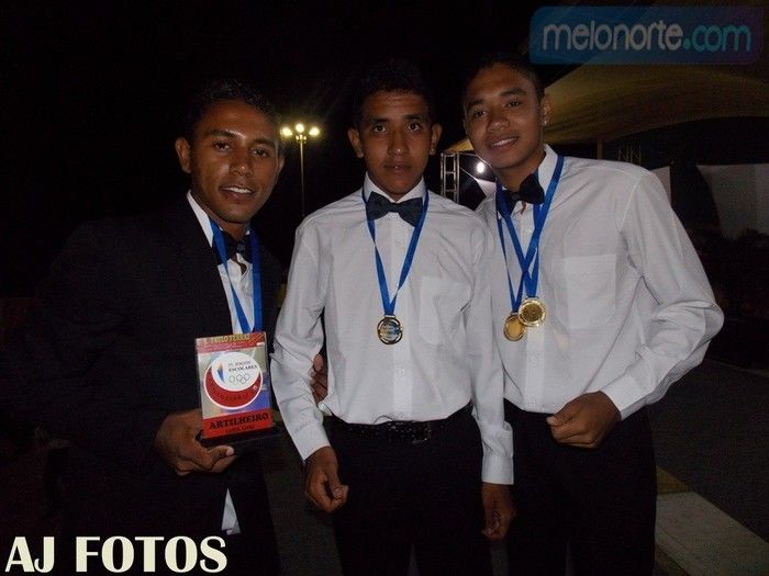 Solenidade de premiação entrega de medalhas U.E Paulo Ferraz - Imagem 90