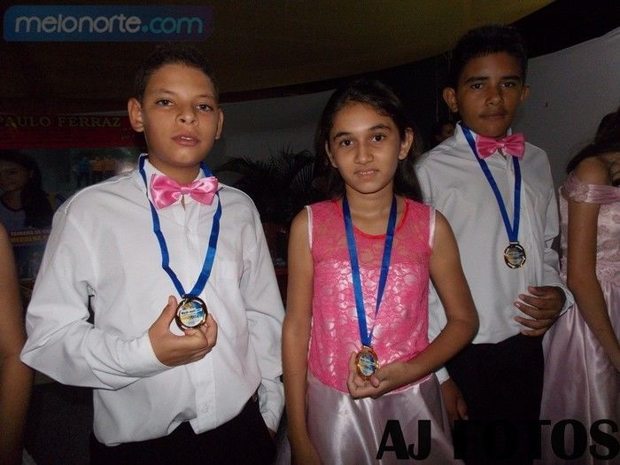 Solenidade de premiação entrega de medalhas U.E Paulo Ferraz - Imagem 21