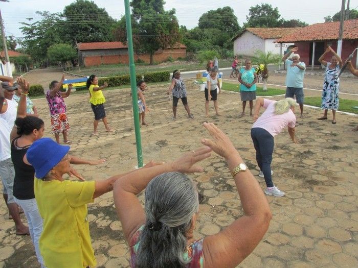 Equipe de Saúde de Pitombeira Faz sua 2ª Caminhada da 3ª Idade no Bairro Baixa - Imagem 15