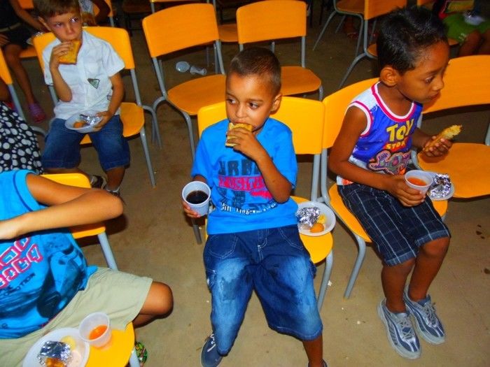 A Loja Maçônica Luz e Justiça nº 10 realizou festa de natal para crianças  - Imagem 37