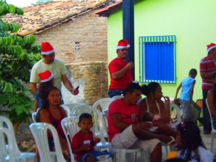 A Loja Maçônica Luz e Justiça nº 10 realizou festa de natal para crianças  - Imagem 39