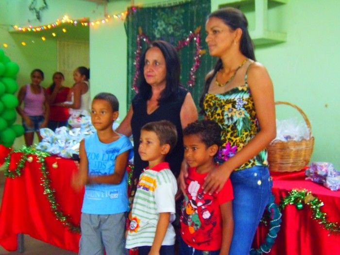 A Loja Maçônica Luz e Justiça nº 10 realizou festa de natal para crianças  - Imagem 14