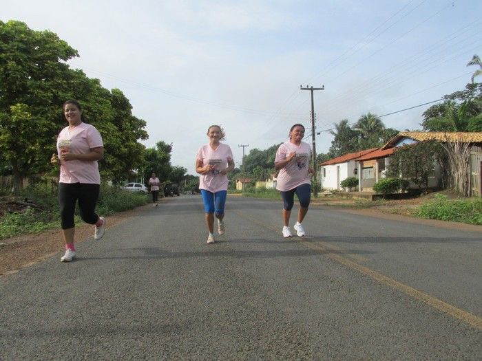 Equipe de Saúde de Pitombeira Faz sua 2ª Caminhada da 3ª Idade no Bairro Baixa - Imagem 57