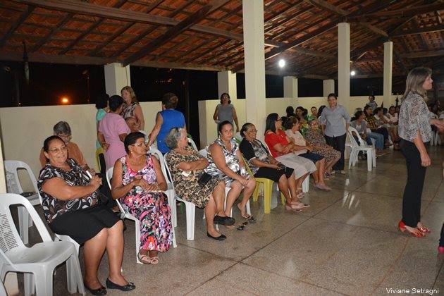 Centro de Convivência do Idoso de Corrente realiza confraternização de final de ano - Imagem 5