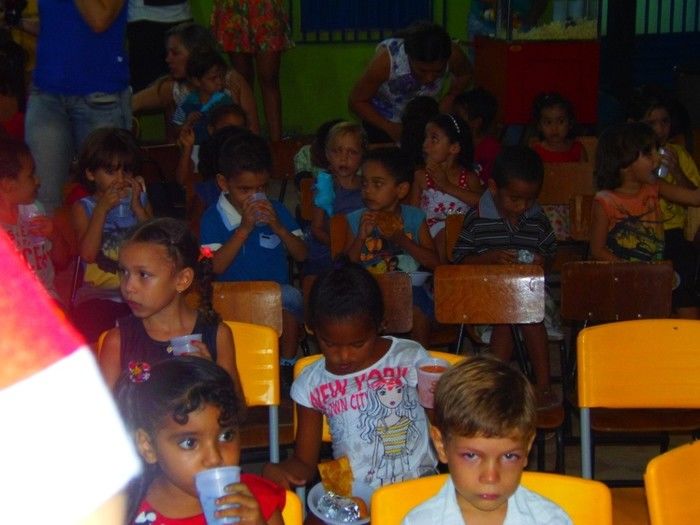 A Loja Maçônica Luz e Justiça nº 10 realizou festa de natal para crianças  - Imagem 33