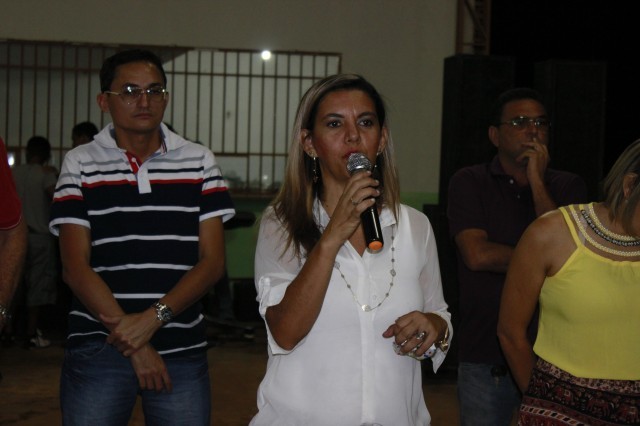 Funcionários participam da Festa de confraternização da Prefeitura de Miguel Alves Nesta Quinta-Feira (19/12), a Prefeitura de Miguel realizou a conf - Imagem 24