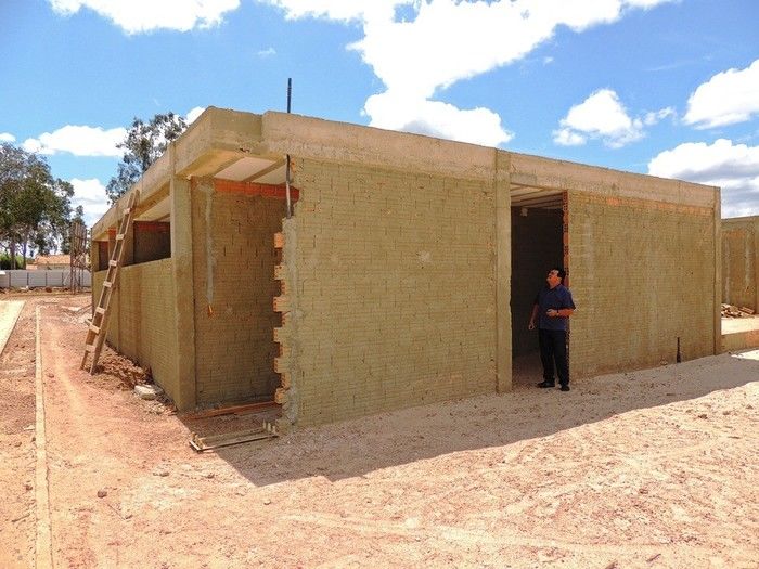 Vereador Chico Zaca visita obras em andamento na cidade - Imagem 10