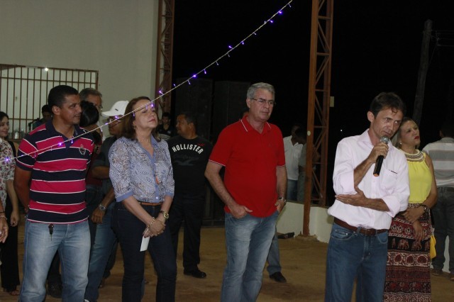 Funcionários participam da Festa de confraternização da Prefeitura de Miguel Alves Nesta Quinta-Feira (19/12), a Prefeitura de Miguel realizou a conf - Imagem 26