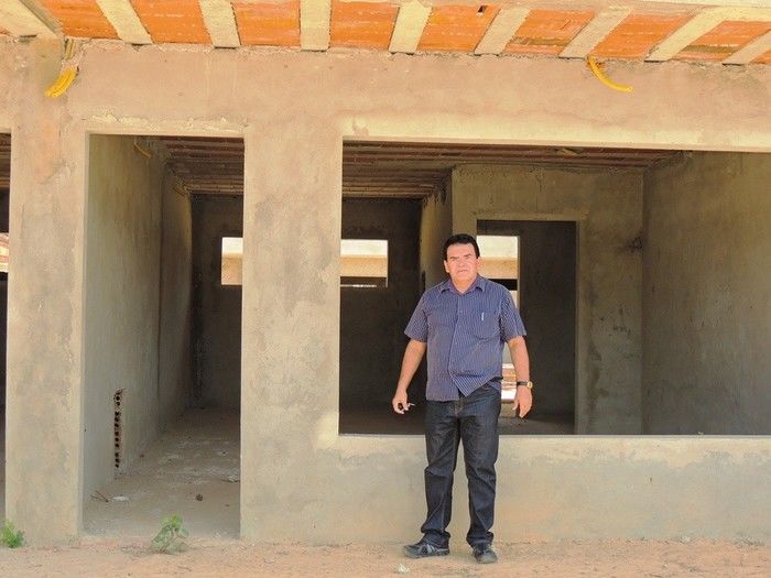 Vereador Chico Zaca visita obras em andamento na cidade - Imagem 30