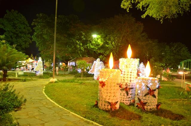 Cidade de Ipiranga recebeu Decoração de Natal - Imagem 27