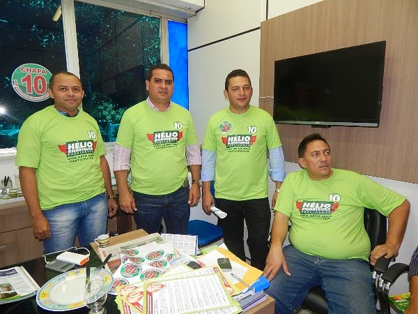 Prefeito Walter Alencar de Agricolândia Vota Na Chapa 10 do Prefeito Hélio Alves para presidência da APPM  - Imagem 1