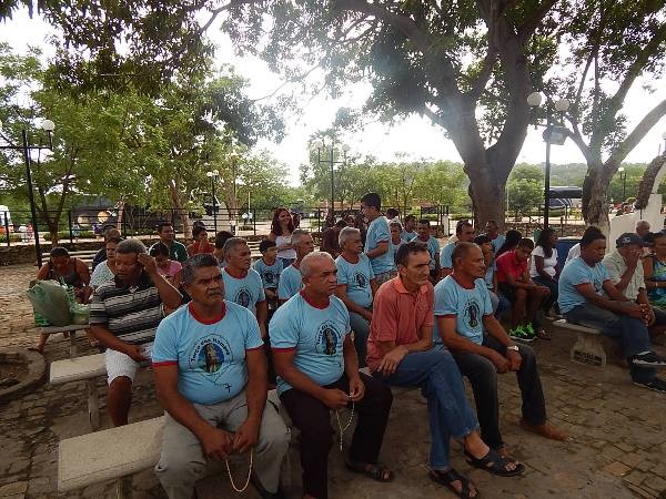 Homens do terço na Gruta de Betânia - Imagem 8