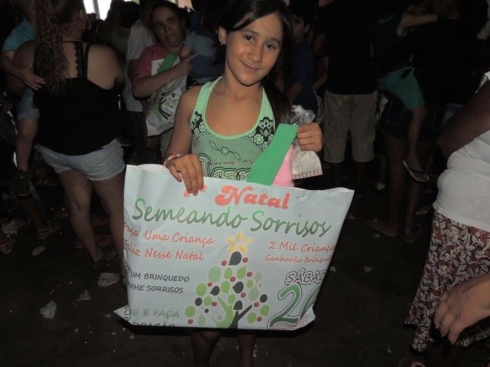 Instituto Semear e parceiros promovem Natal “Semeando Sorrisos”  - Imagem 56