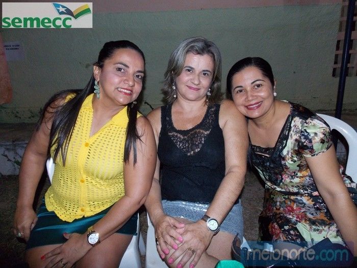   Confraternização de fim de ano aos profissionais da Educação Municipal - Imagem 36